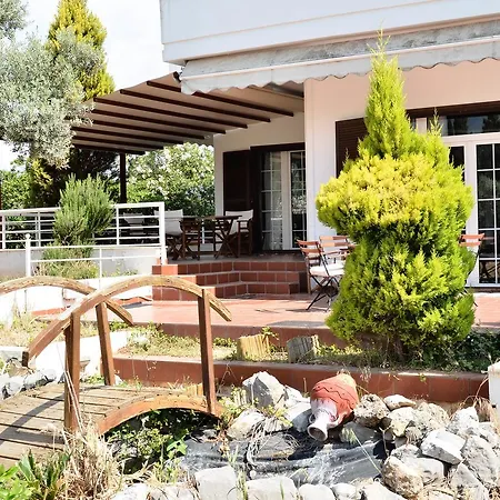 Villa Drosia Sleeps 10 *